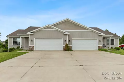 4682-4684 S Shooks, Hudsonville, MI 49426
