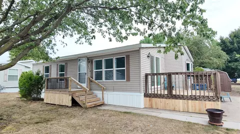14275 Winters Crk E, West Olive, MI 49460