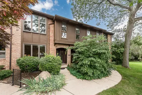 1040 Greenhills, Ann Arbor, MI 48105