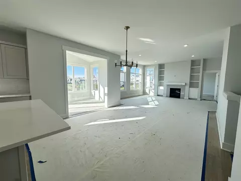 8285 Bauerridge, Jenison, MI 49428 photo 2