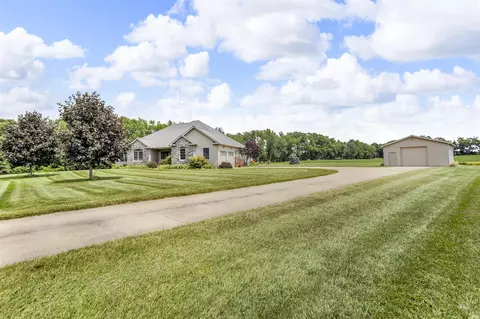 14142 Elm Row, Albion, MI 49224