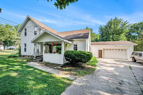 2400 Curtis, Adrian, MI 49221 photo 3
