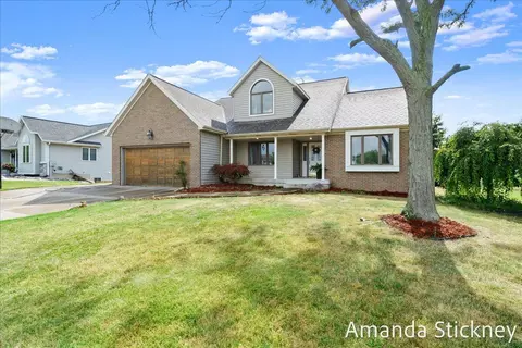 6751 Vantage, Caledonia, MI 49316