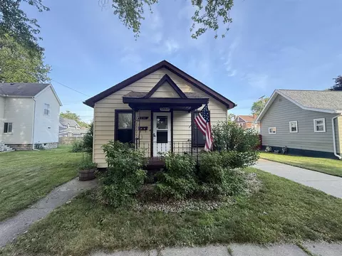 234 N Elizabeth, Marine City, MI 48039