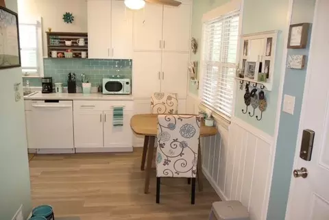 Kitchen - 6481 Bailey, Taylor, MI 48180 photo 3 of 4
