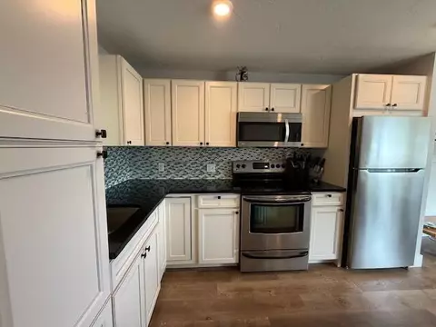 Kitchen - 1130 E 88th, Newaygo, MI 49337 photo 1 of 2