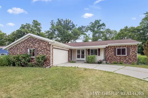 4452 Trail Vw, Grand Rapids, MI 49525