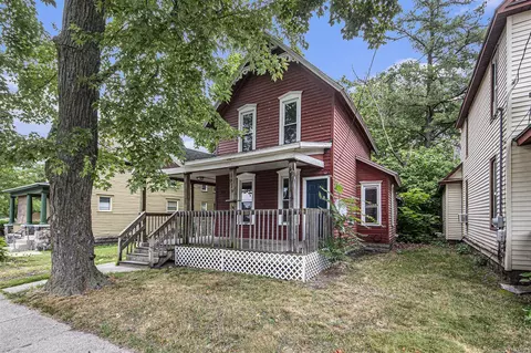812 Sheldon, Grand Rapids, MI 49507