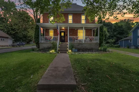 21 N Norwood, Hillsdale, MI 49242