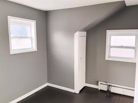 Bedroom - 2126 Vining, Jackson, MI 49203 photo 5 of 5