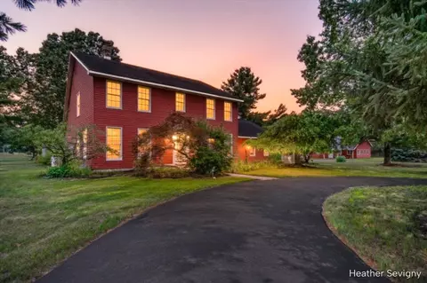 3274 Patterson, Wayland, MI 49348
