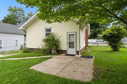 910 Bush, Jackson, MI 49202 photo 42