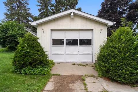 910 Bush, Jackson, MI 49202 photo 35