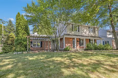 2104 Chesaning, Grand Rapids, MI 49506
