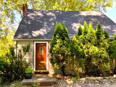 1420 Reo, Lansing, MI 48910