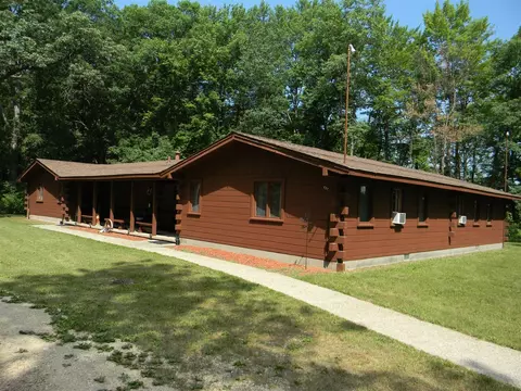 1306 N Tippy Dm, Wellston, MI 49689