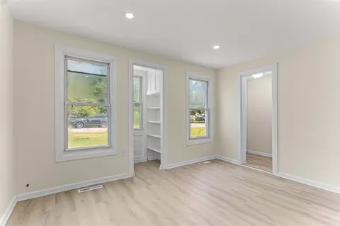 Living - 36857 Perry St, Romulus, MI 48174 photo 3 of 6