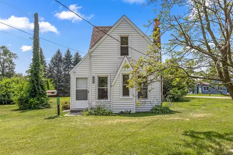 Exterior - 36857 Perry St, Romulus, MI 48174 photo 2 of 11