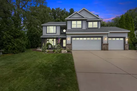 7482 Decosta, Rockford, MI 49341