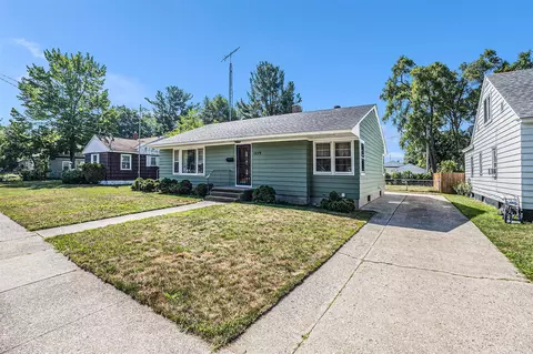 1229 Amity, Muskegon, MI 49442