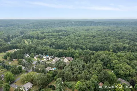 View/Area - 360 River Pl, Lowell, MI 49331 photo 5 of 11