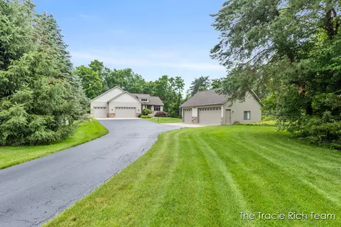 Exterior - 360 River Pl, Lowell, MI 49331 photo 3 of 7