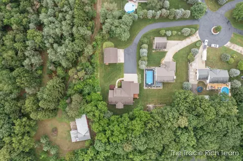 View/Area - 360 River Pl, Lowell, MI 49331 photo 10 of 11