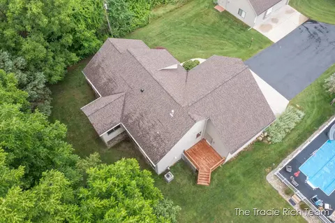 View/Area - 360 River Pl, Lowell, MI 49331 photo 8 of 11