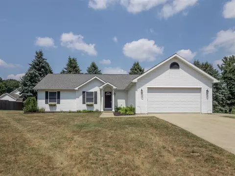 7426 Texas Hts, Kalamazoo, MI 49009