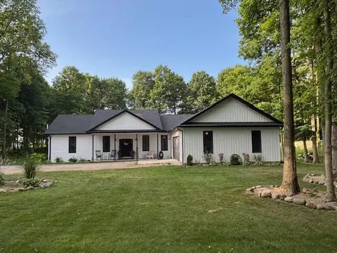 37455 92nd, Lawton, MI 49065