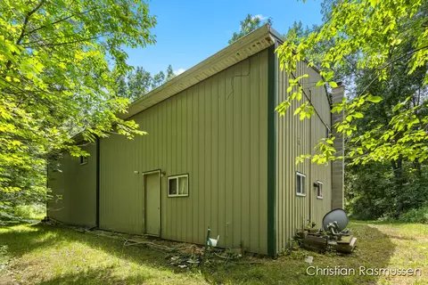 Exterior - 18 W Dick, Fenwick, MI 48834 photo 4 of 9