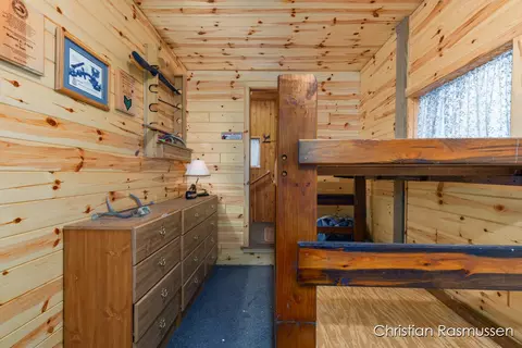 Entry Way - 18 W Dick, Fenwick, MI 48834 photo 1 of 1