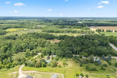 View/Area - 18 W Dick, Fenwick, MI 48834 photo 2 of 6