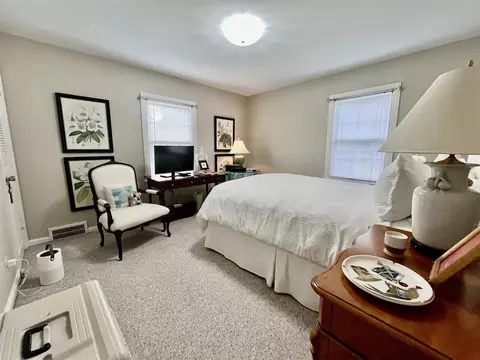 Bedroom - 392 Neff, Grosse Pointe, MI 48230 photo 5 of 5