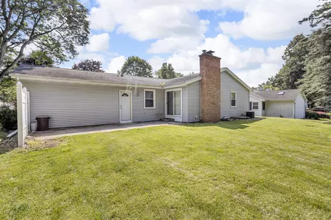 2144 Creglow, Jackson, MI 49203 photo 3