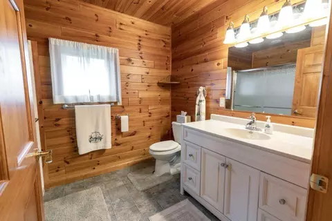 Bath - 3320 Mapes Rd, Mio, MI 48647 photo 1 of 4