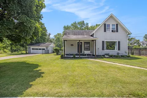 610 E Hanover, Marshall, MI 49068