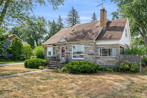654 E Central, Zeeland, MI 49464