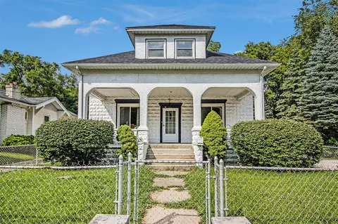 726 W Van Buren, Battle Creek, MI 49037