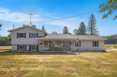 16220 Pine Lk, Sand Lake, MI 49343