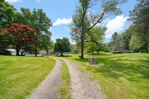 4565 Springbrook, Jackson, MI 49201 photo 2