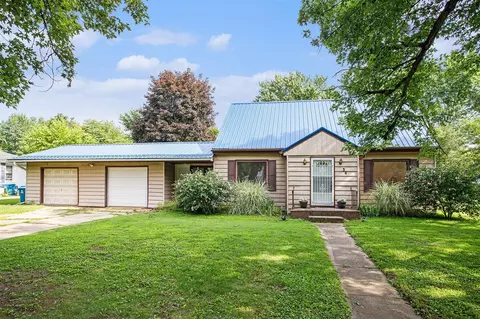 36 Stuart, Battle Creek, MI 49037