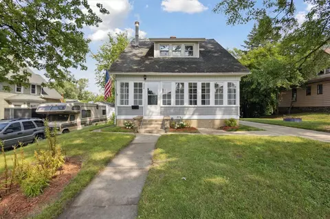 424 N 23rd, Springfield, MI 49037