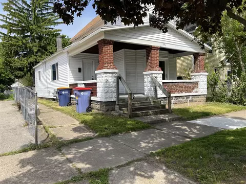 911 Muskegon, Grand Rapids, MI 49504