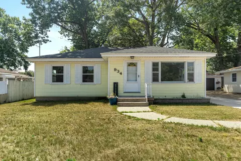 934 32nd, Wyoming, MI 49509