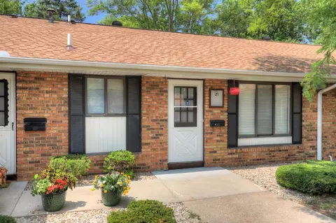 19 Old Ml #21, Holland, MI 49423