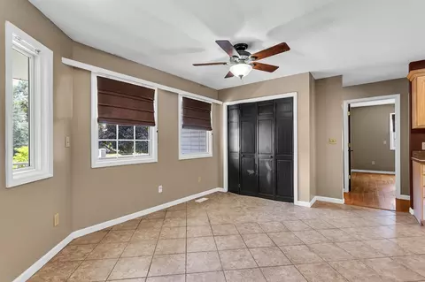 3700 Fairview, Jackson, MI 49203 photo 4