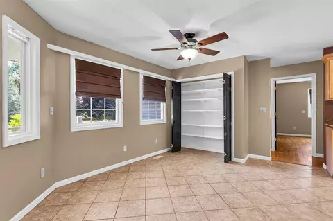 3700 Fairview, Jackson, MI 49203 photo 5