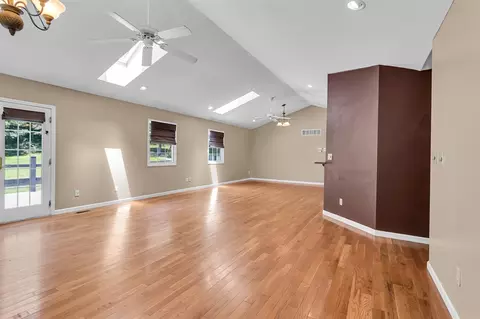 3700 Fairview, Jackson, MI 49203 photo 17