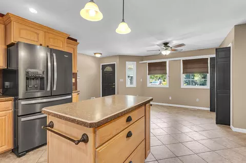 3700 Fairview, Jackson, MI 49203 photo 6